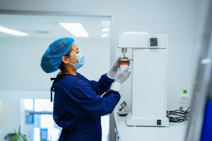 How to stay compliant with updated guidelines as a compounding pharmacist icon