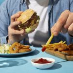 Fast food, fast impact: How fatty meals rapidly weaken our gut defences icon