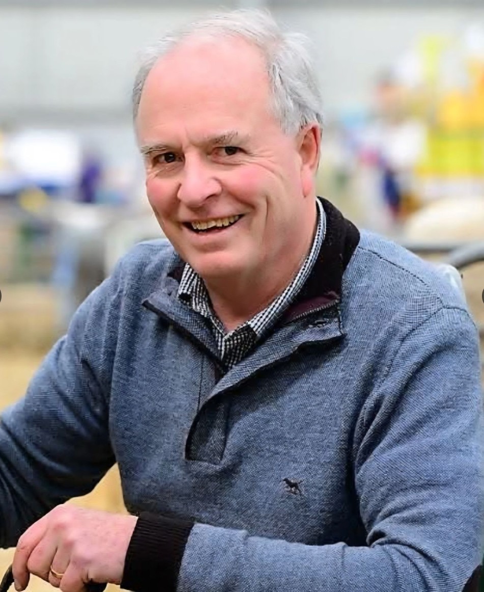 Emeritus Professor Colin Chapman
