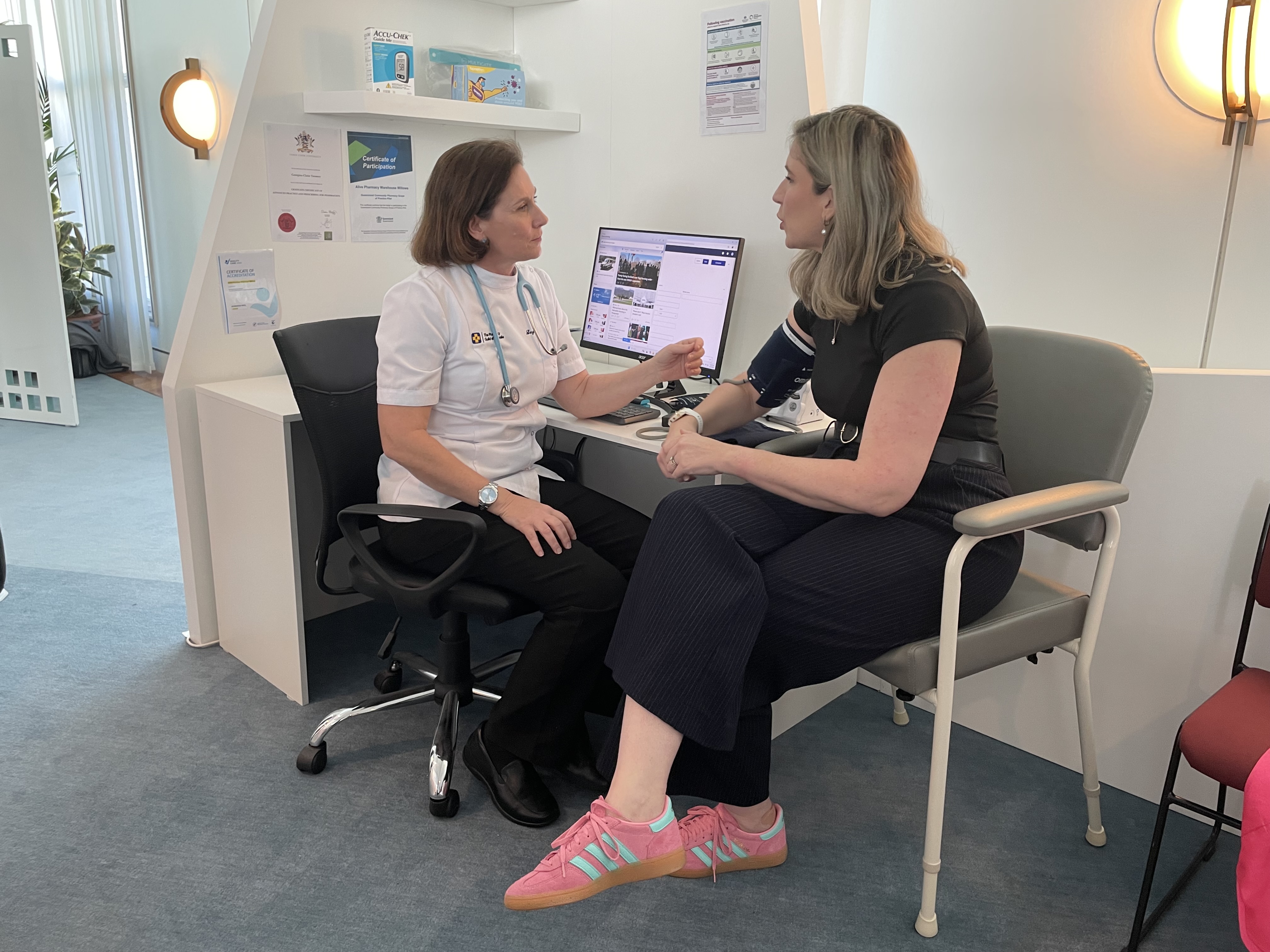 Lead image for Parliament House event highlights community pharmacy’s vital role in women’s health