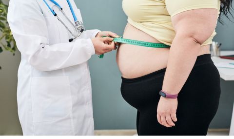 Weight loss and obesity care icon