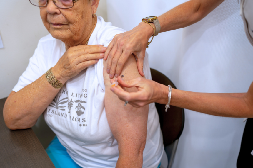 Queensland expands free flu vaccination program, boosting role of community pharmacies icon