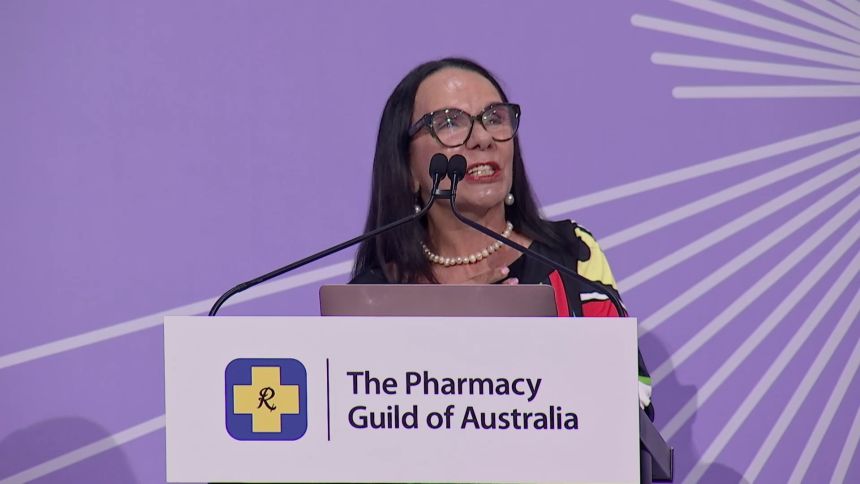 Hon Linday Burney announces First Nations Pharmacy Network committee members icon
