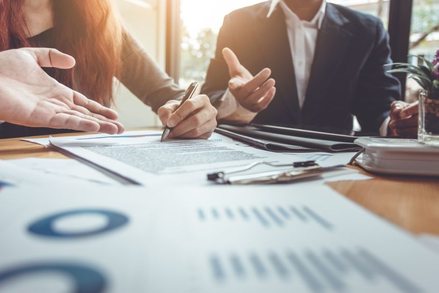 Selling a pharmacy: Understanding warranties in sale contracts icon